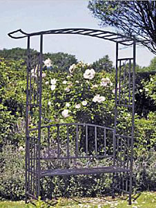 Садовая металлическая кованая арка - пергола